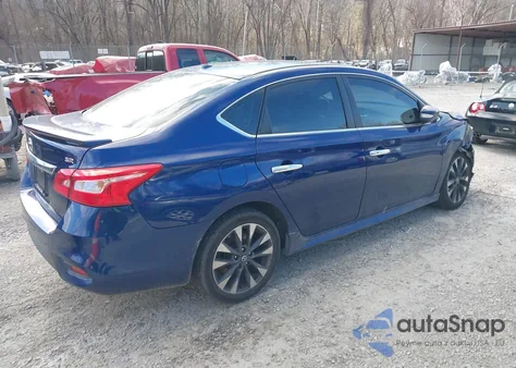 2016 Nissan Sentra Sr z USA, uszkodzony, nr VIN 3N1AB7AP5GY283601